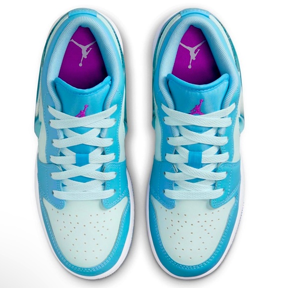 🩵 Nike Air Jordan 1 Low OG Aquarius Blue 🩵 - Picture 4 of 5